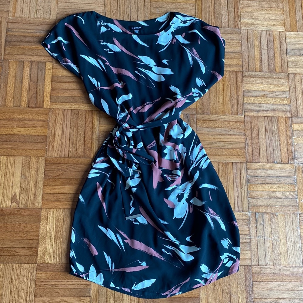 Le Château belted t-shirt dress